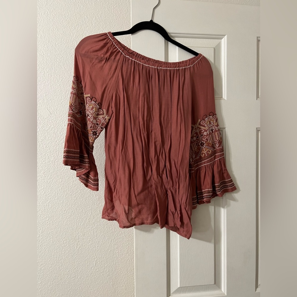 Max studio off the shoulder shirt